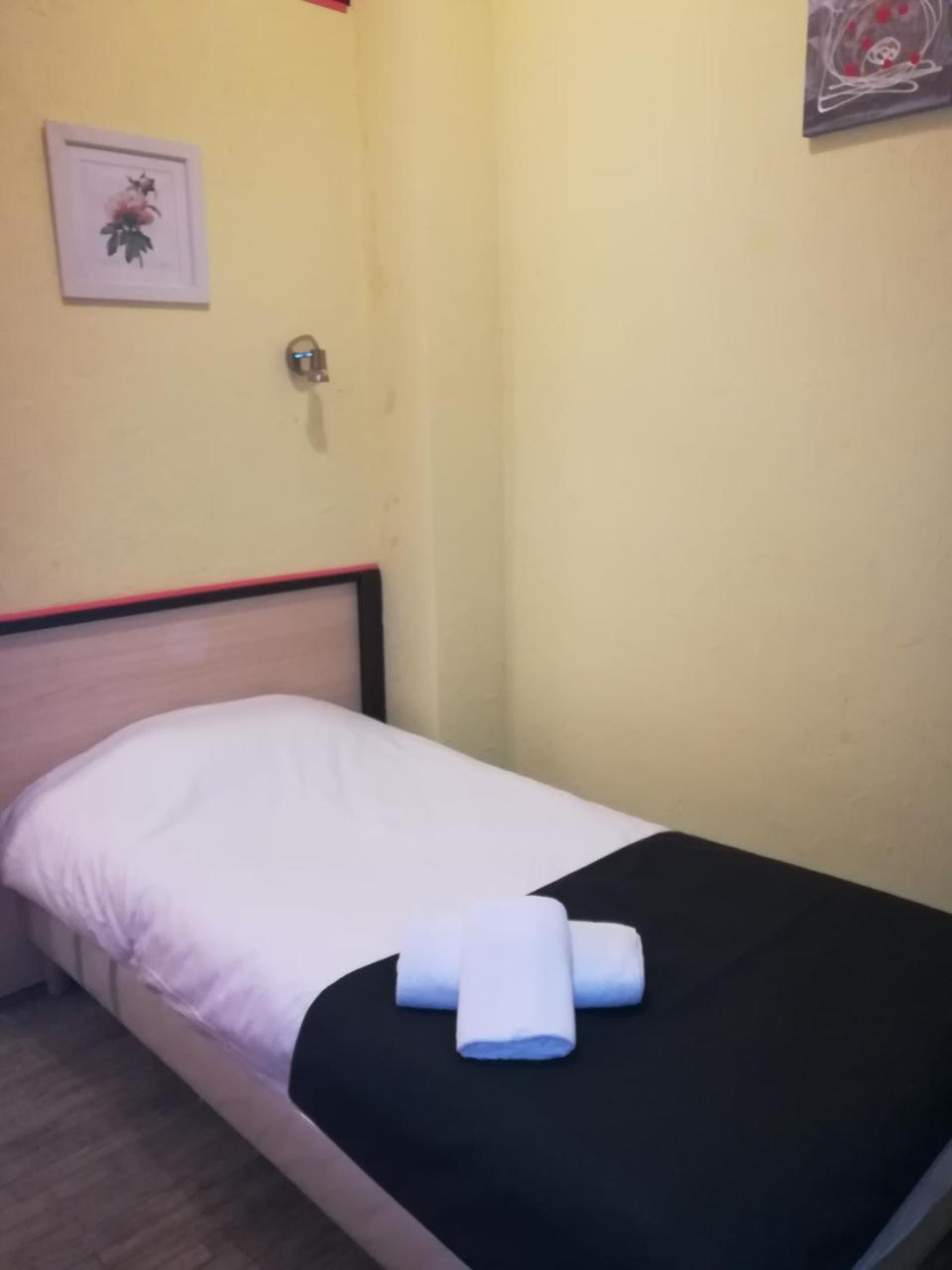 Hotel Renova Nantes Kültér fotó